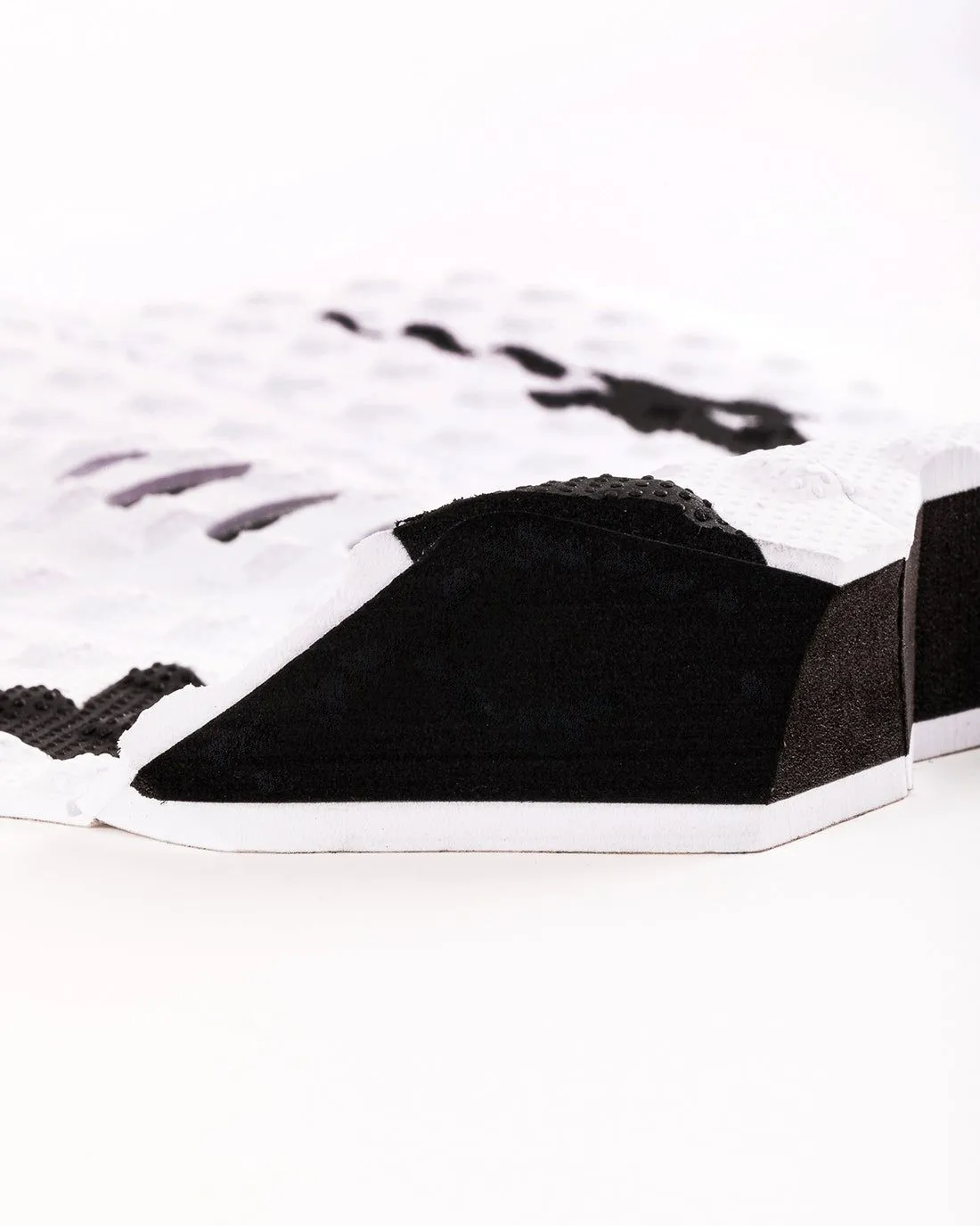 Mick "Eugene" Fanning Thermo Lite Small Wave Traction